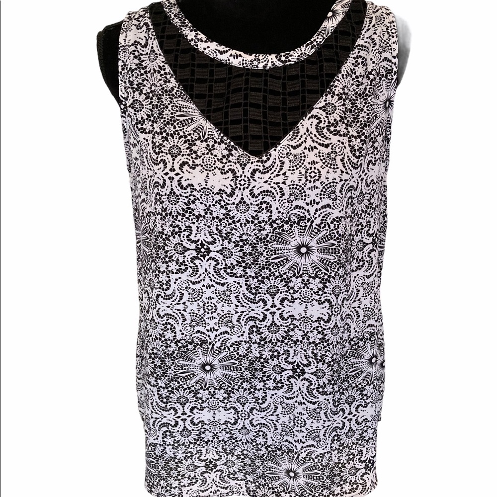 NY Collection Back/White Sleeveless Top